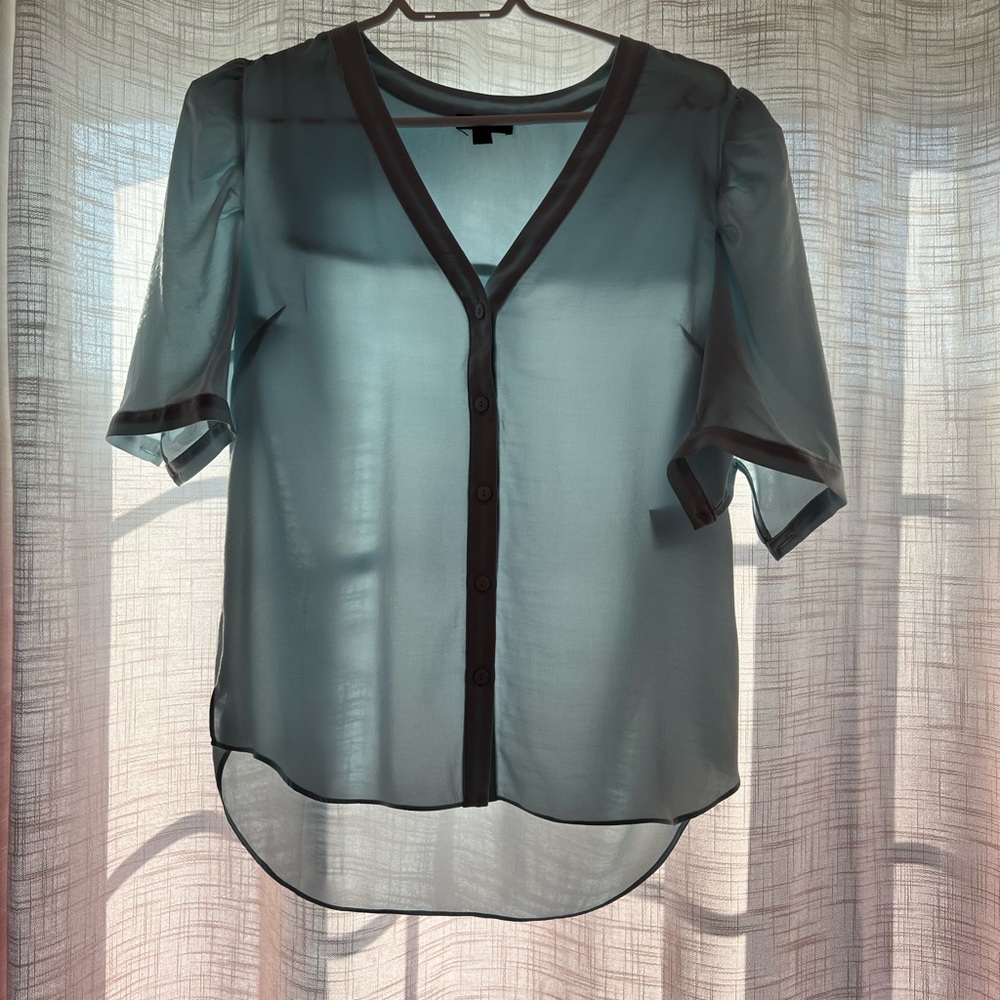 Atelier Industrie baby blue short sleeved blouse